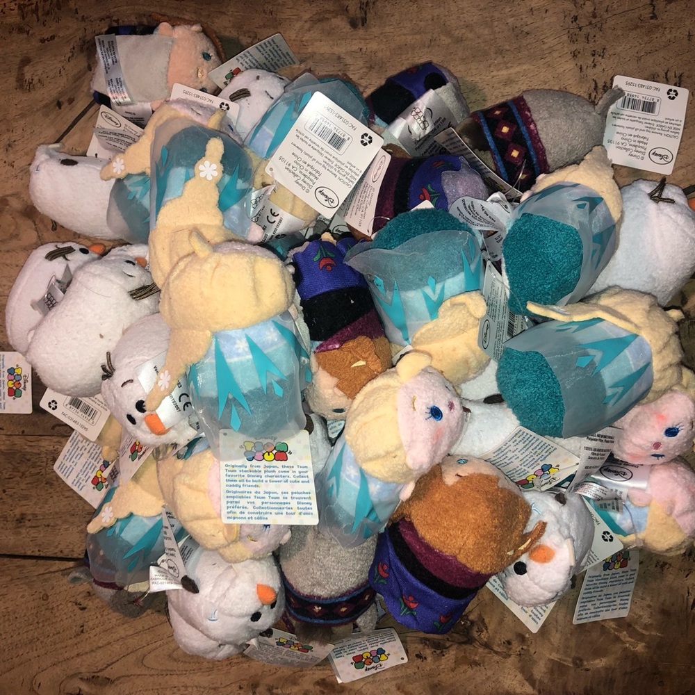Lot of Tsum Tsum Mini Frozen Plush Figures